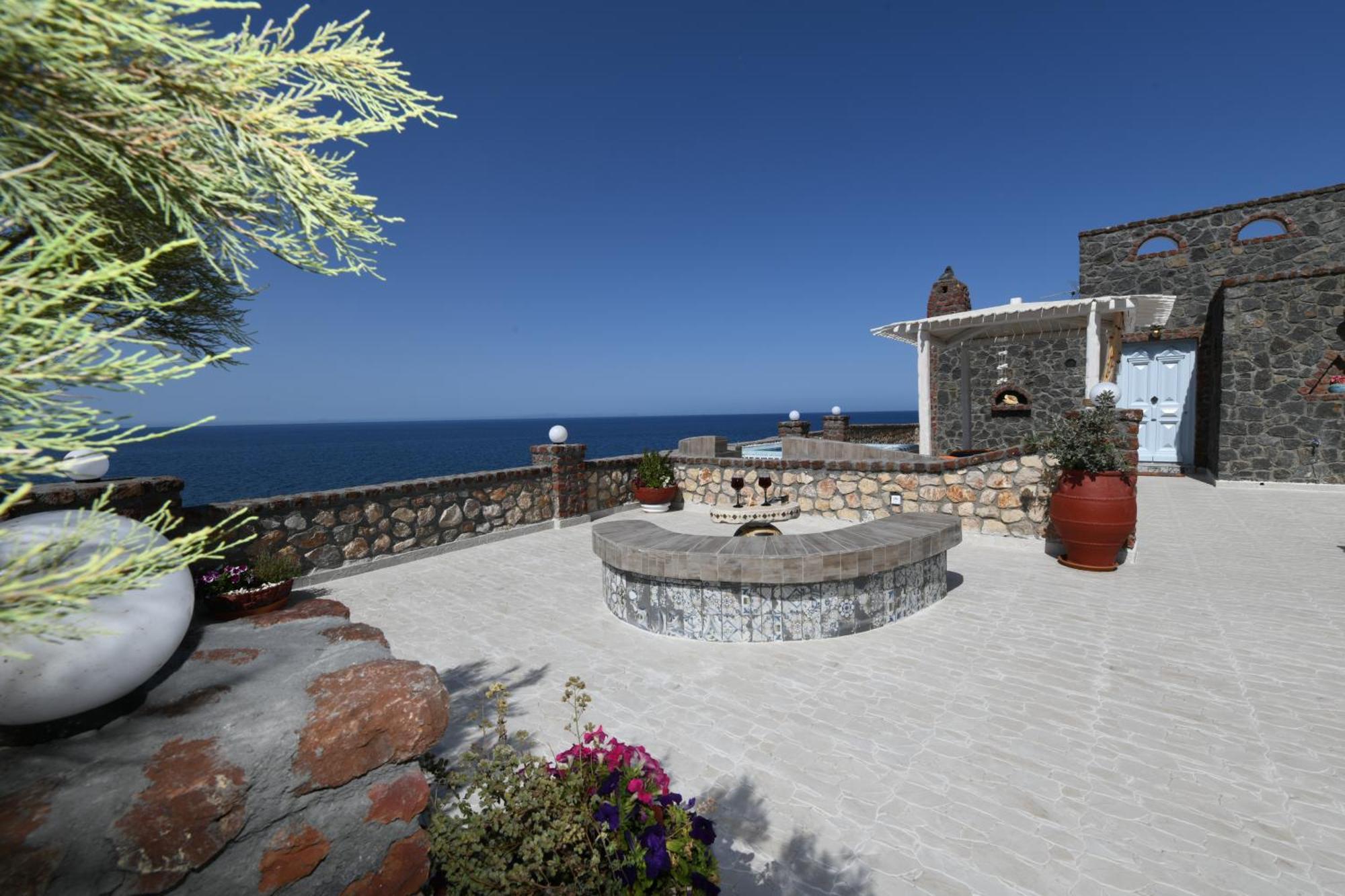 Starlight Luxury Seaside Villa & Suites Imerovigli  Exterior foto